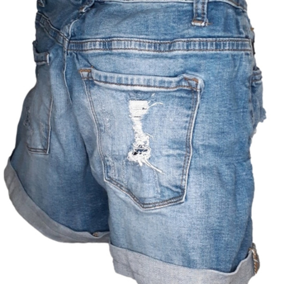 26/27 KANCAN Shorts! - Picture 6 of 10